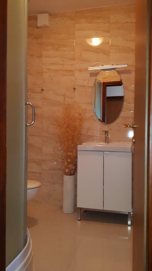 Lili'S House Apartman Ližnjan Kültér fotó